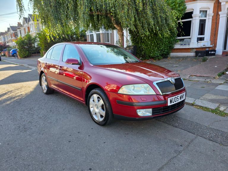 Skoda, OCTAVIA, Hatchback, 2005, Semi-Auto, 1598 (cc), 5 doors