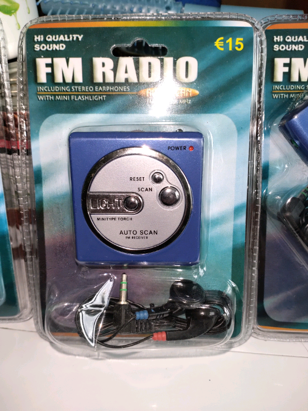 FM pocket radio 