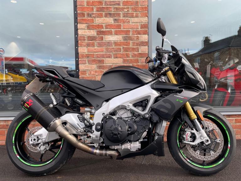 Aprilia Tuono 1100 RR