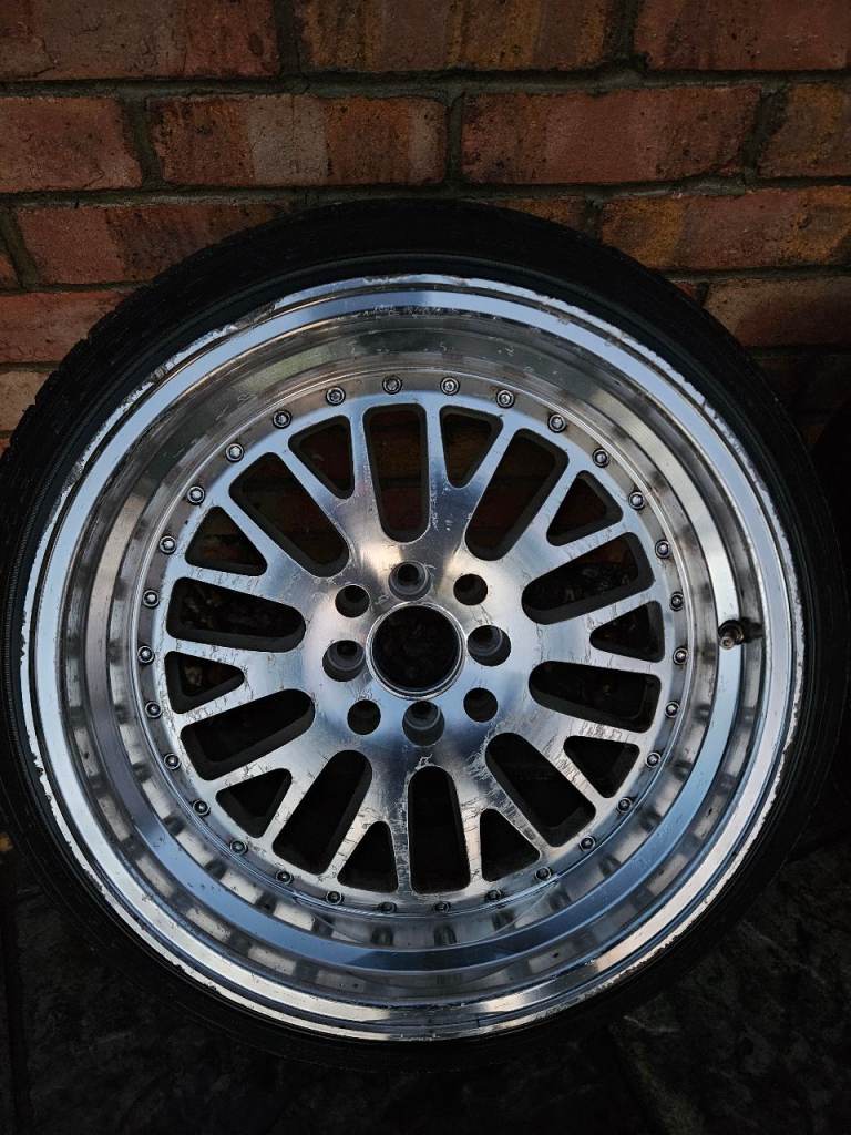 18" Wheels with Tyres 