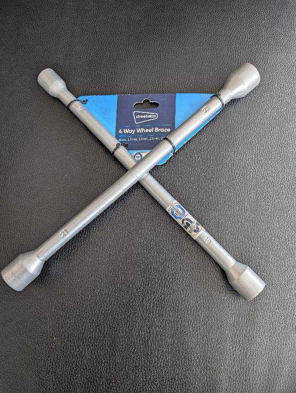 4-Way Wheel Brace / Tyre Wrench - 17mm 19mm 21mm 23mm