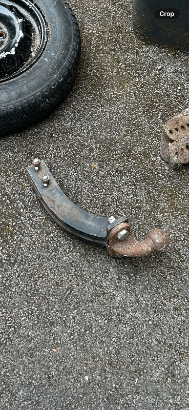 Detachable tow bar 