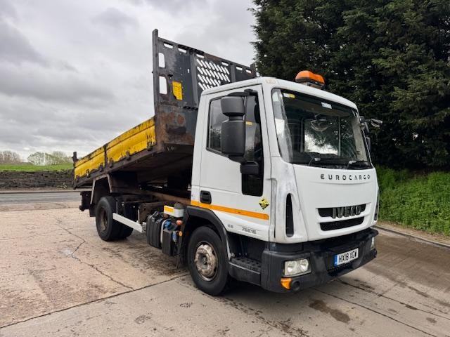 2018 18 Iveco Eurocargo 75E16 E6 steel insulated drop side tipper tar chutes 