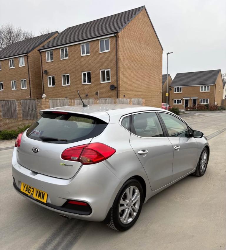 Kia, CEED, Hatchback, 2014, Manual, 1582 (cc), 5 doors