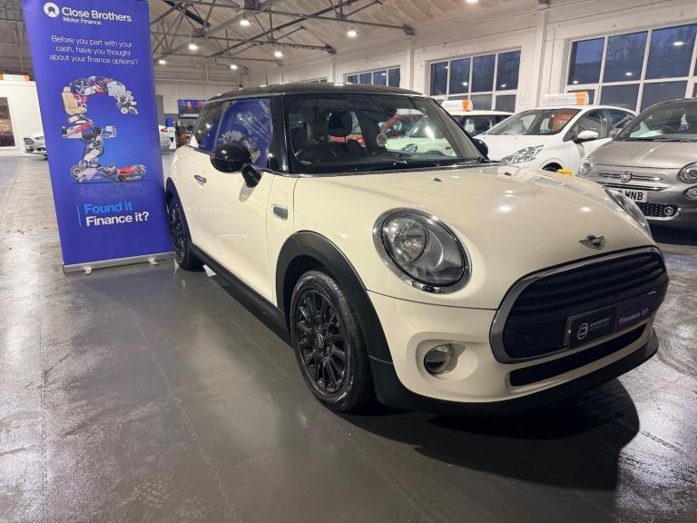 2015 MINI Hatch 1.5 Cooper D Euro 6 (s/s) 3dr HATCHBACK Diesel Manual
