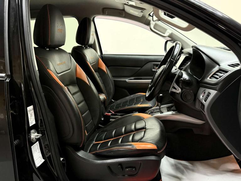 2018 Mitsubishi L200 2.4 L200 Barbarian SVP II DI-D Auto 4WD Pickup Diesel Automatic