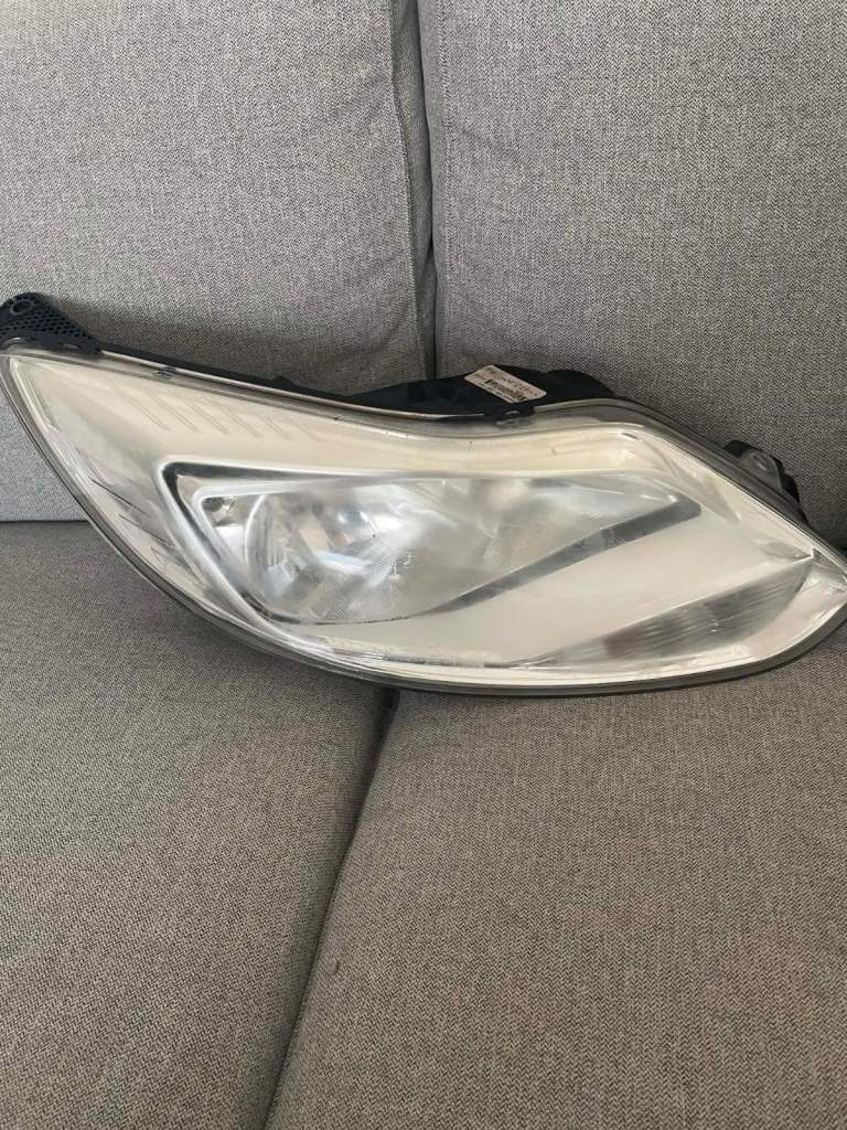 Ford focus mk3 headlight, driver side
