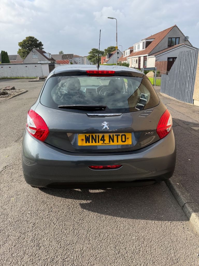 Peugeot, 208, Hatchback, 2014, Manual, 1398 (cc), 5 doors