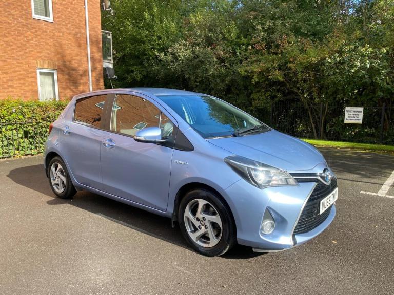 Toyota Yaris 1.5 VVT-h Icon E-CVT Euro 6 5dr Petrol/Electric Hybrid Automatic
