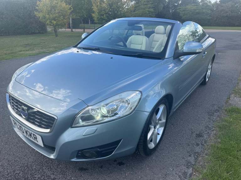 VOLVO C70 2.0 D3 SE Lux 2010