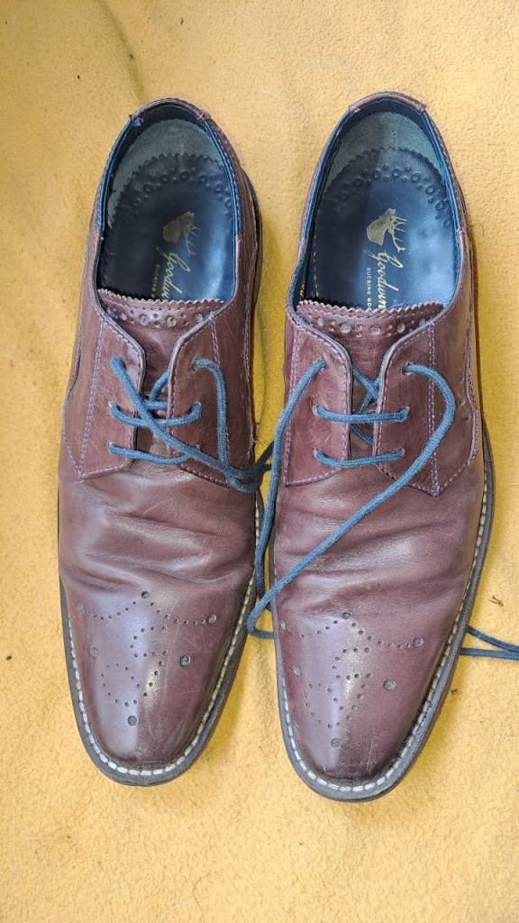 Free shoes size 6