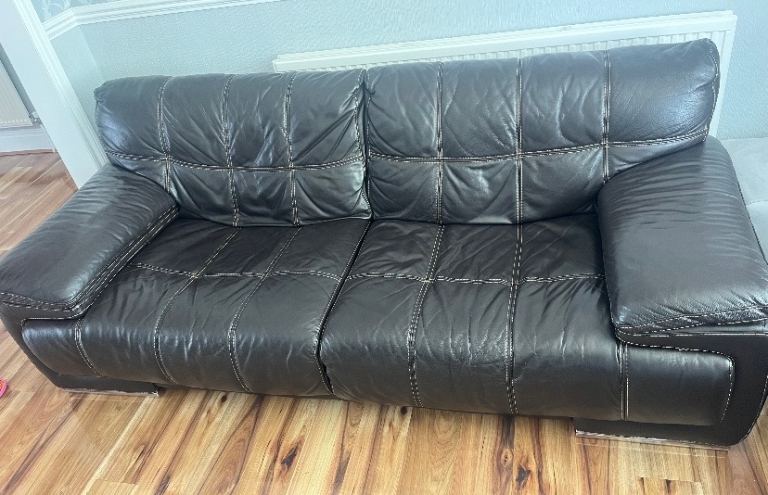 Leather sofas 3&2