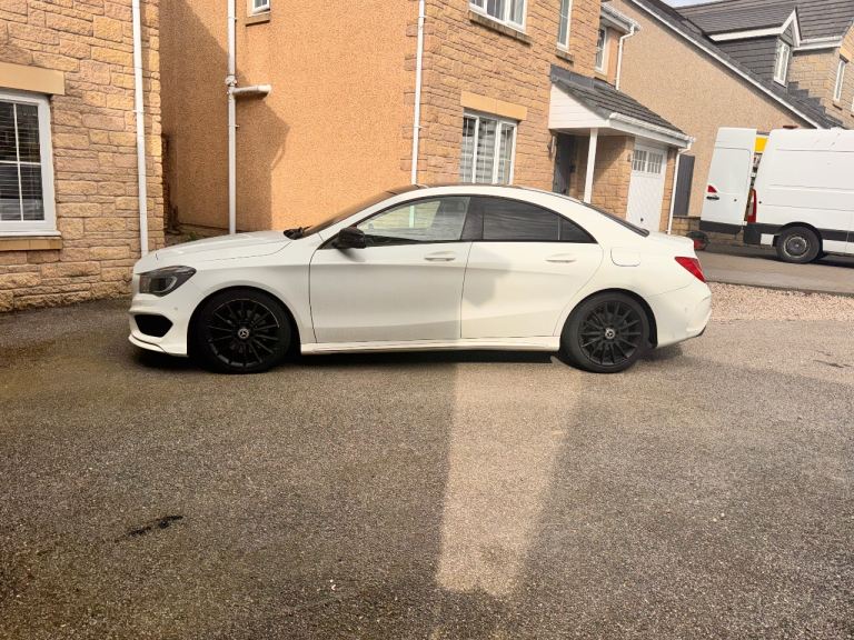 Mercedes-Benz, CLA, Saloon, 2013, Semi-Auto, 2143 (cc), 4 doors