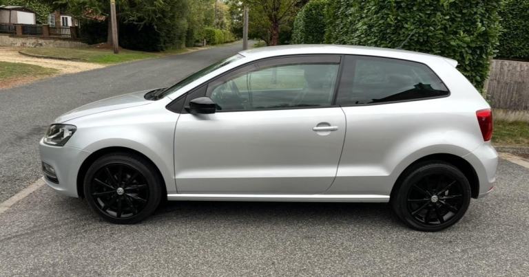 2015 (65) VOLKSWAGEN POLO 1.0 SE DESIGN GENUINE 79,000 MILES GREAT S/HISTORY WOW