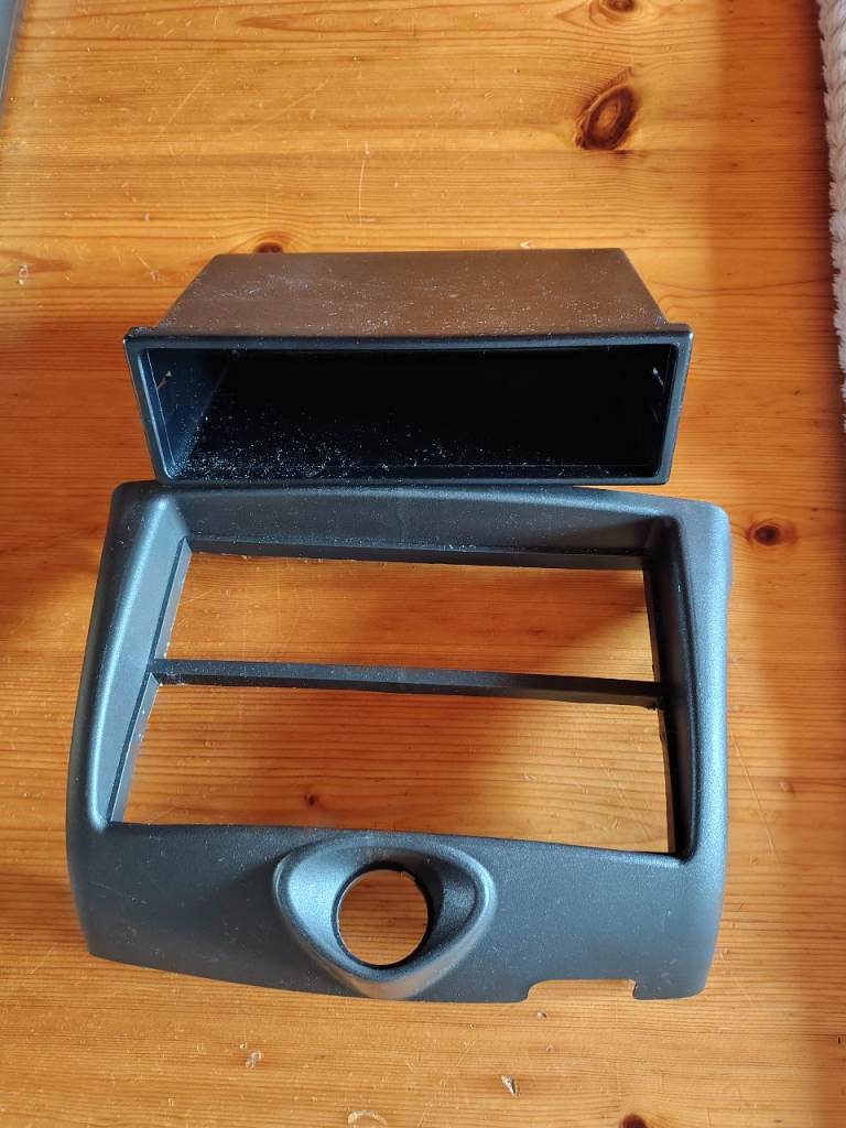 Yaris M1 aftermarket facia plate