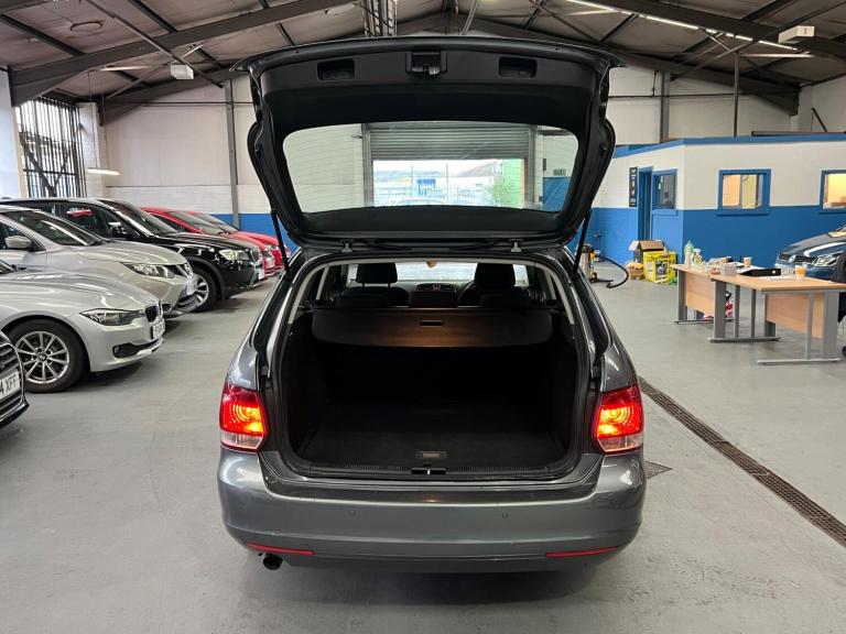 2012 Volkswagen Golf 1.6 TDI SE DSG Euro 5 5dr ESTATE Diesel Automatic