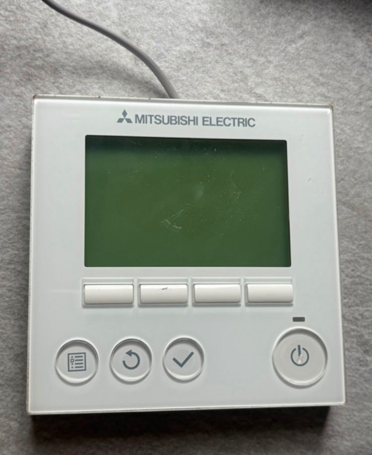 Bargain Mitsubishi Electric PAR-31MAA Air Conditioning Controller