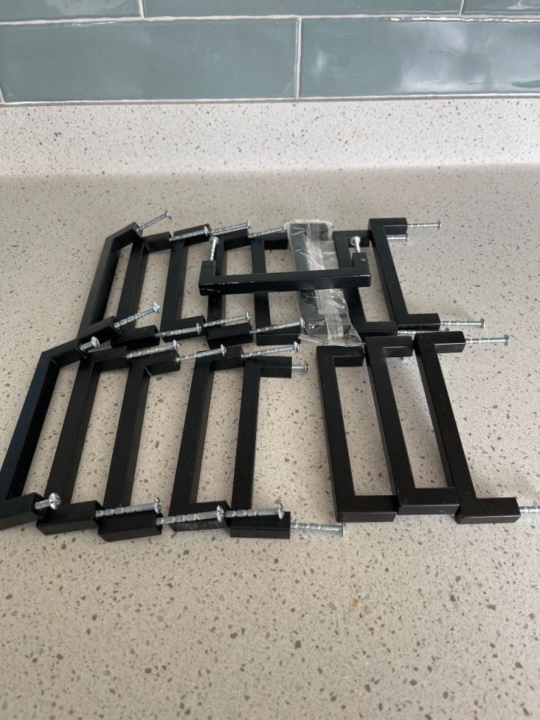 Black cupboard door handles 