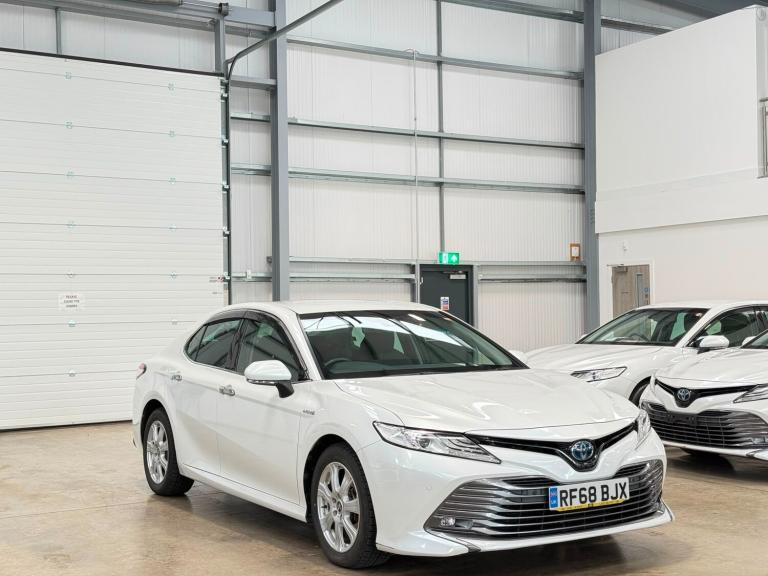 2018 Toyota Camry  2 480cc  Hybrid