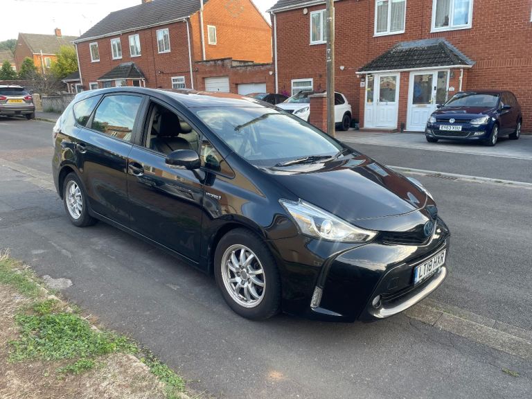 PCO CAR TOYOTA PRIUS PLUS 