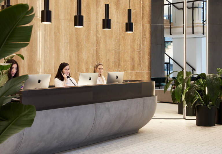 Private Offices to Rent in Hammersmith W6 - Flexible Serviced Spaces For 4 to 1600 People