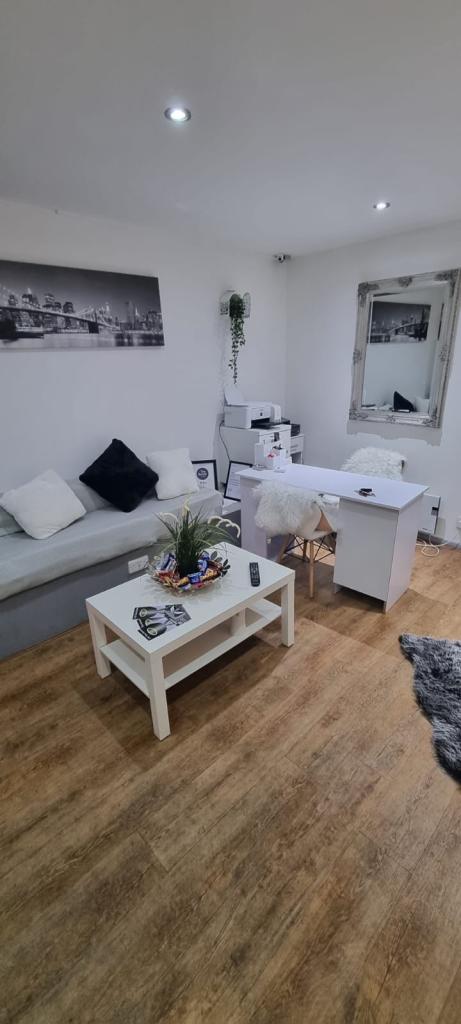 Beauty room