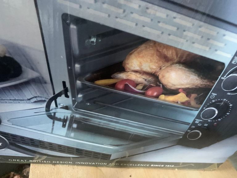 New Mini Oven – Compact & Versatile