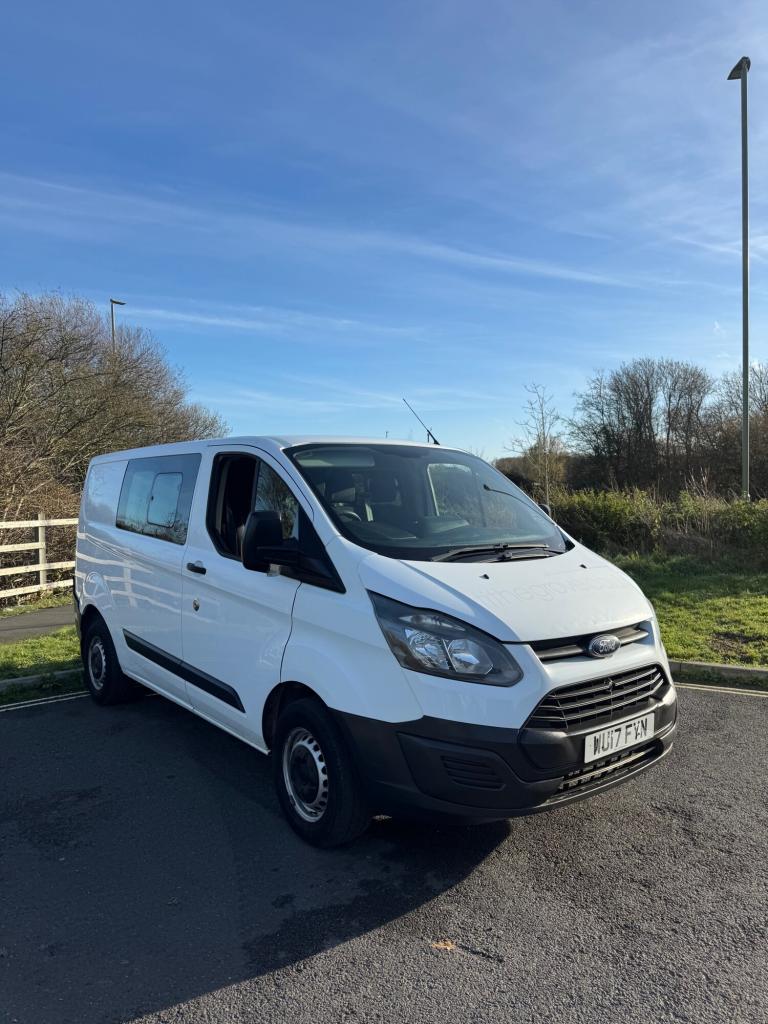 2017 Ford Transit Custom 2.0 TDCi 105ps Low Roof D/Cab Van PANEL VAN Diesel Manual