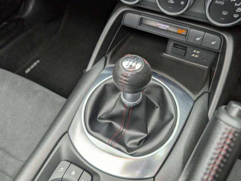 2016 Mazda MX-5 2.0 SKYACTIV-G Sport Recaro Convertible 2dr Petrol Manual Euro 6 (160 ps) - CONVE...