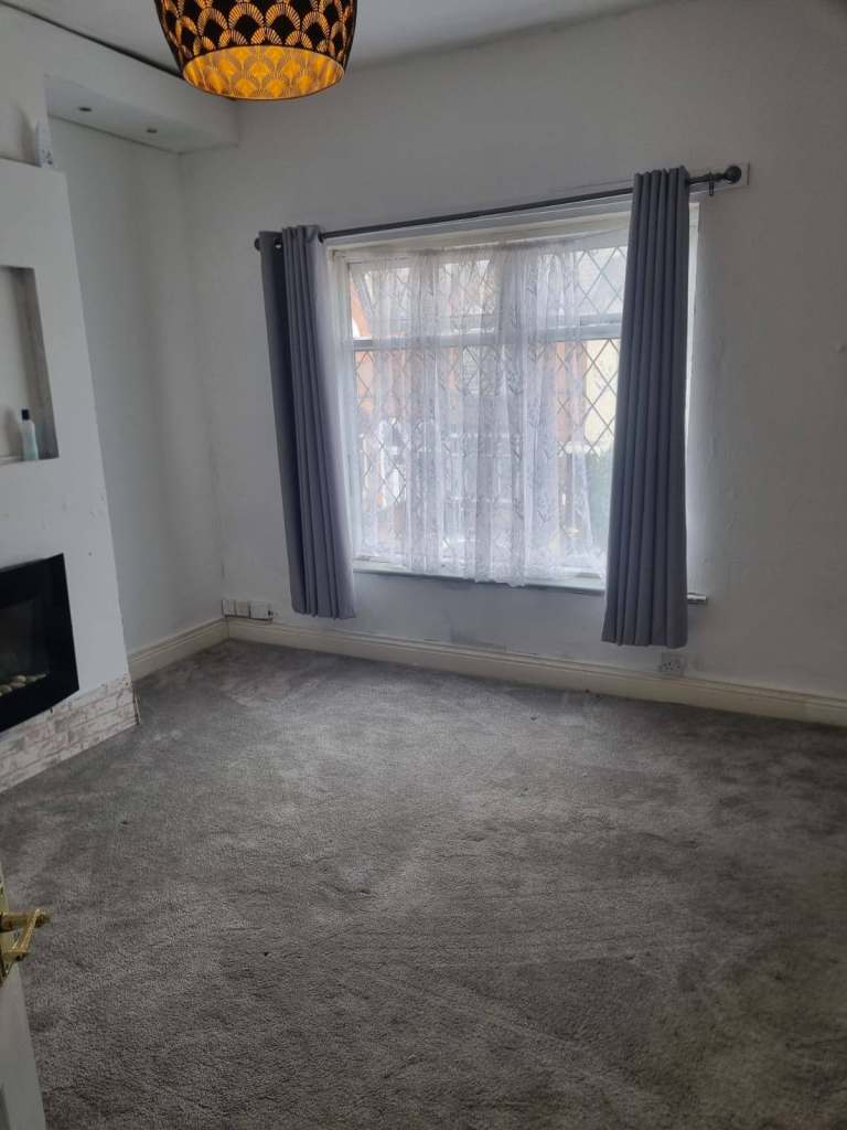 BEAUTIFUL 1 BEDROOM FIRST FLOOR FLAT FOR RENT IN HART ROAD, BIRMINGHAM (B24)