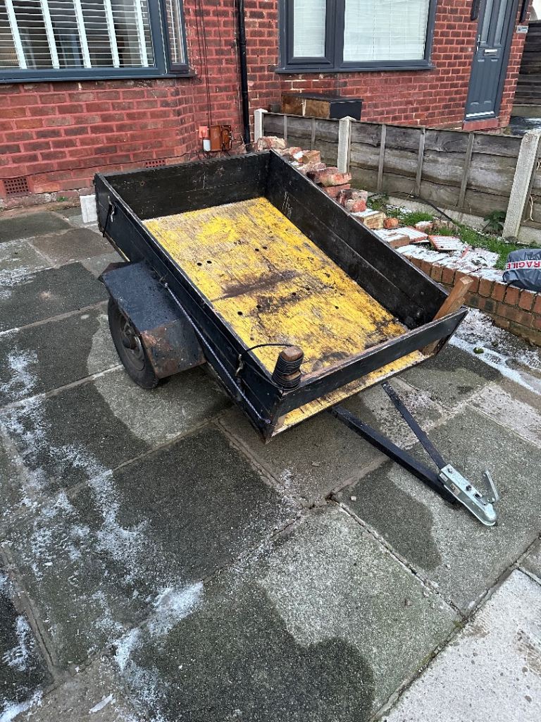 5 Foot Long x 3.5 Foot Wide Car/Van Trailer 