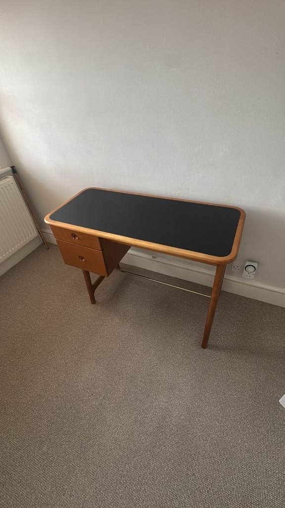 Home desk in excellent condition. Can deliver free