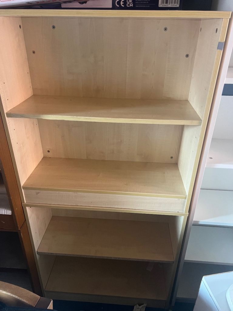 Two shelf units 80x80x30cm