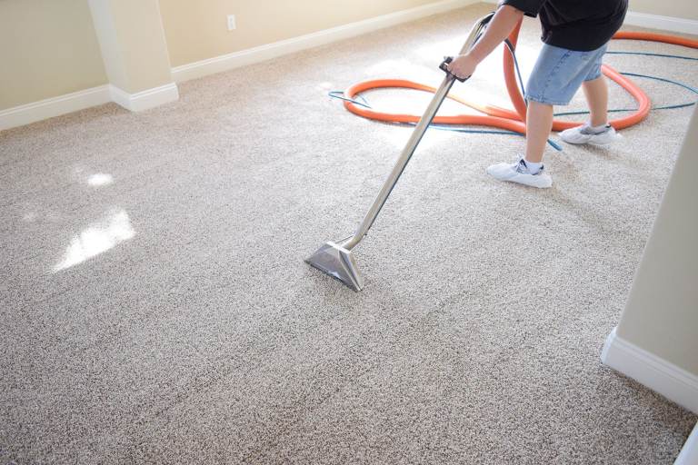 Whether moving in or moving out - CARPET CLEANING / PAINTING / Decorating