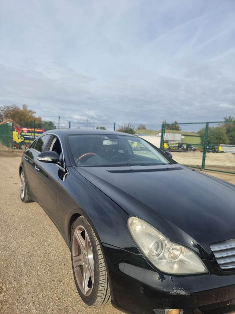 image for Mercedes-Benz, CLS, Coupe, 2005, Semi-Auto, 2987 (cc), 4 doors