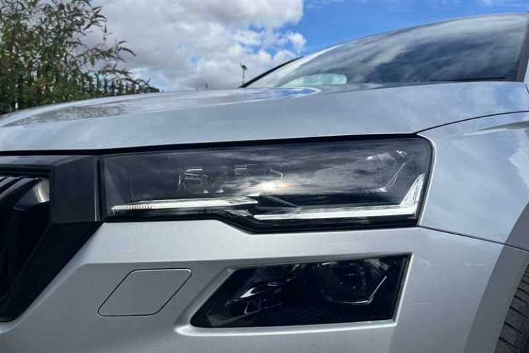 2023 Skoda Karoq 1.5 TSI ACT SportLine SUV 5dr Petrol Manual Euro 6 (s/s) (150 ps) SUV Petrol Manual