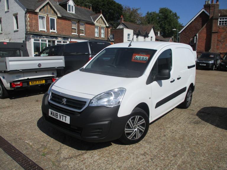 2018 Peugeot Partner 850 1.6 BlueHDi 100 Professional Van [non SS] PANEL VAN Diesel Manual