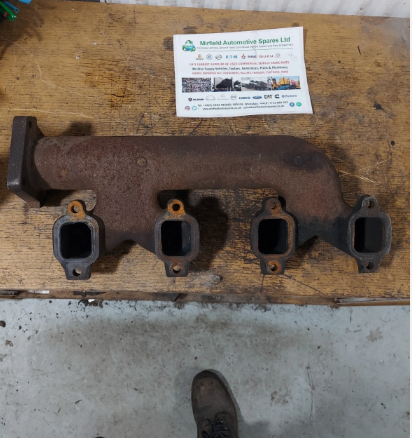 CAT Caterpillar 3208 V8 Exhaust Manifold 8L3213 Diesel Engine