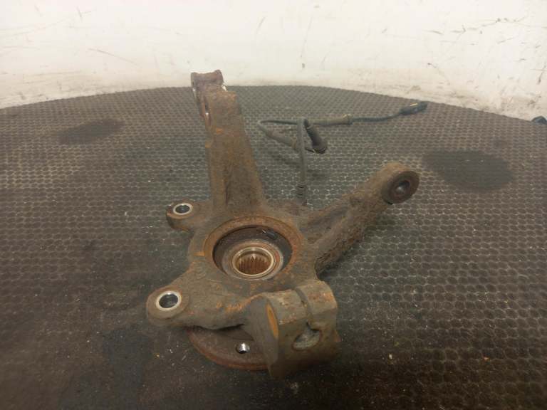 Dacia Sandero Stepway Wheel Hub Stub Axle O/S 2013-2021 0.9l Petrol Front Rh