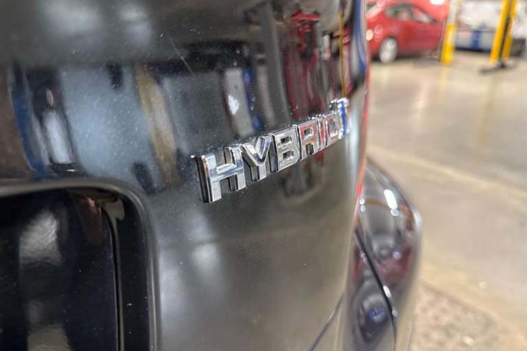 2022 Toyota C-HR 1.8 VVT-h GPF Design SUV 5dr Petrol Hybrid CVT Euro 6 (s/s) (122 ps) Automa SUV ...