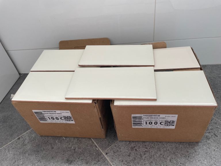 Metro (bevelled) Tiles (80) Ivory