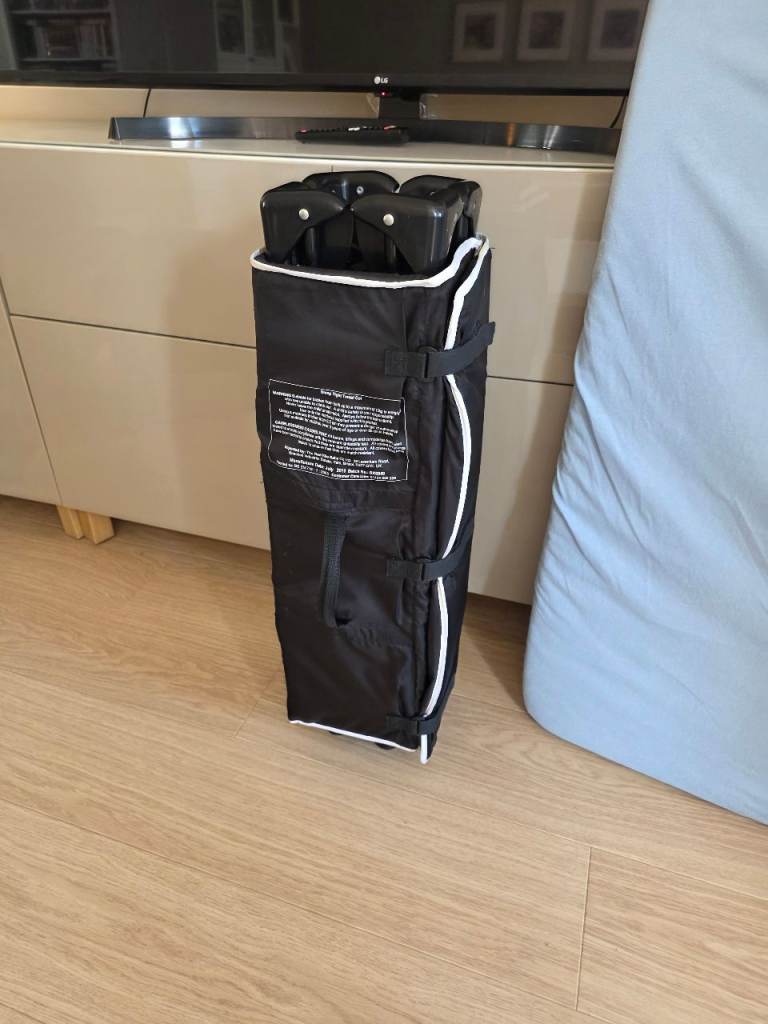 Greco Sleep Tight Travel Cot and Mattress