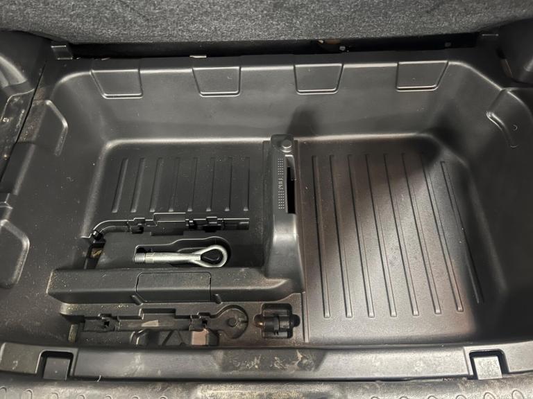 2012 Nissan Juke 1.6 Acenta Premium Euro 5 (s/s) 5dr HATCHBACK Petrol Manual