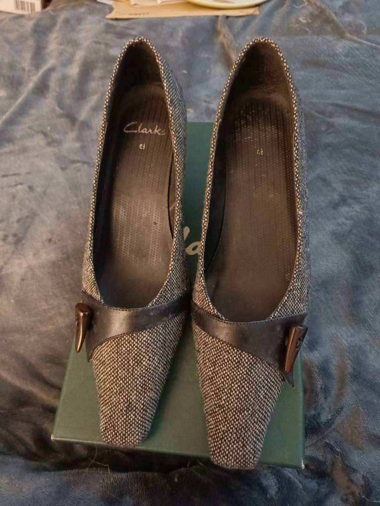 Leather n tweed clarks shoes