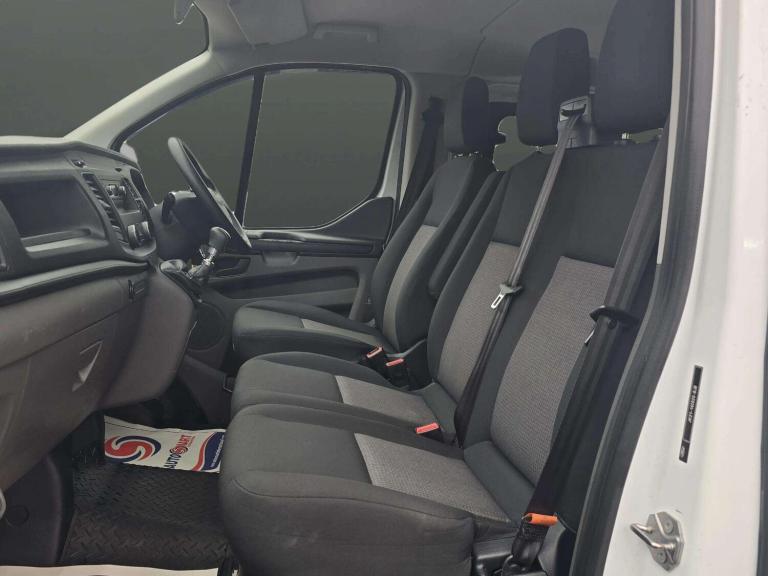 2019 Ford Transit Custom 2.0 TDCi 105ps Low Roof D/Cab Van PANEL VAN DIESEL Manual