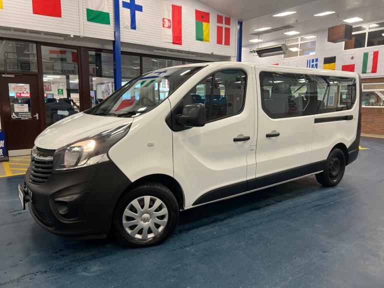 2018 Vauxhall Vivaro L2 1.6CDTI 120PS 9 SEAT LWB MINIBUS (EURO 6) ------------------------------ ...