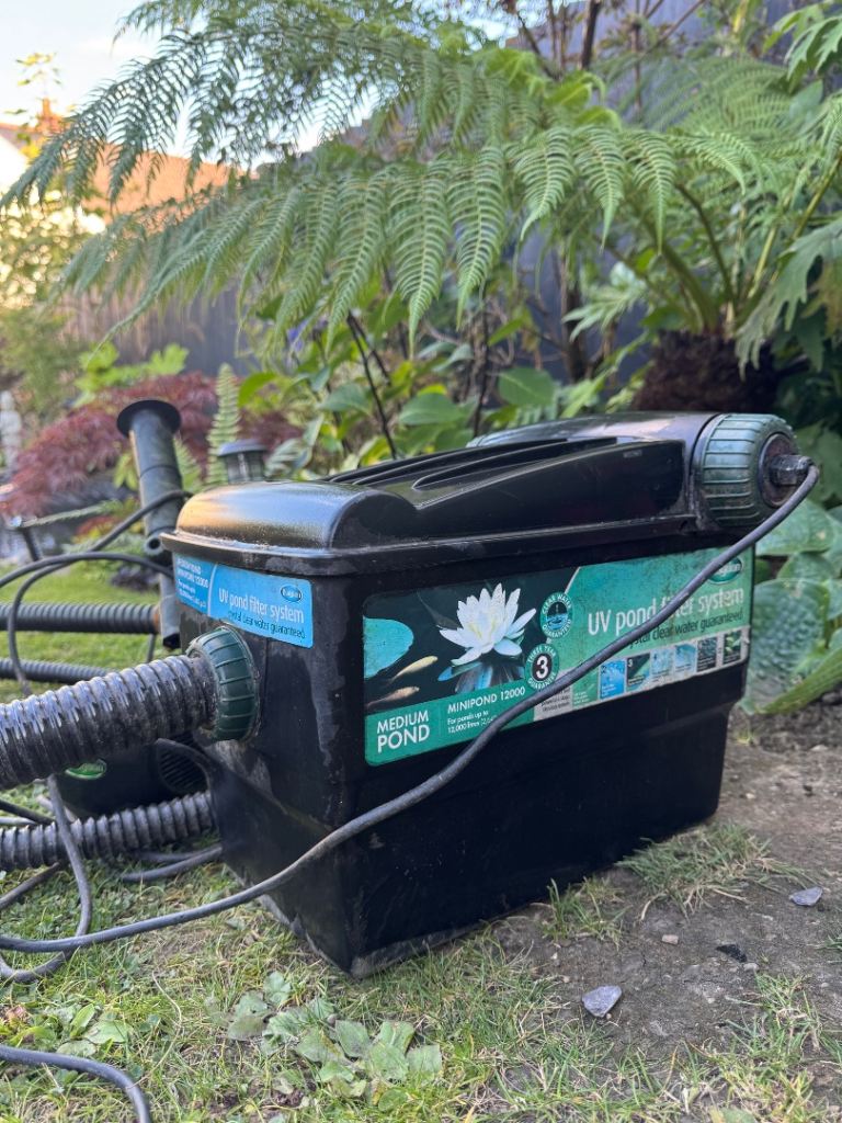 Blagdon Medium pond filter box & Blagdon Pump for sale 