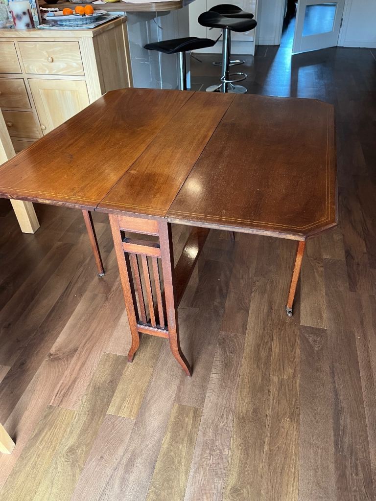 Antique Sutherland Drop- leaf table