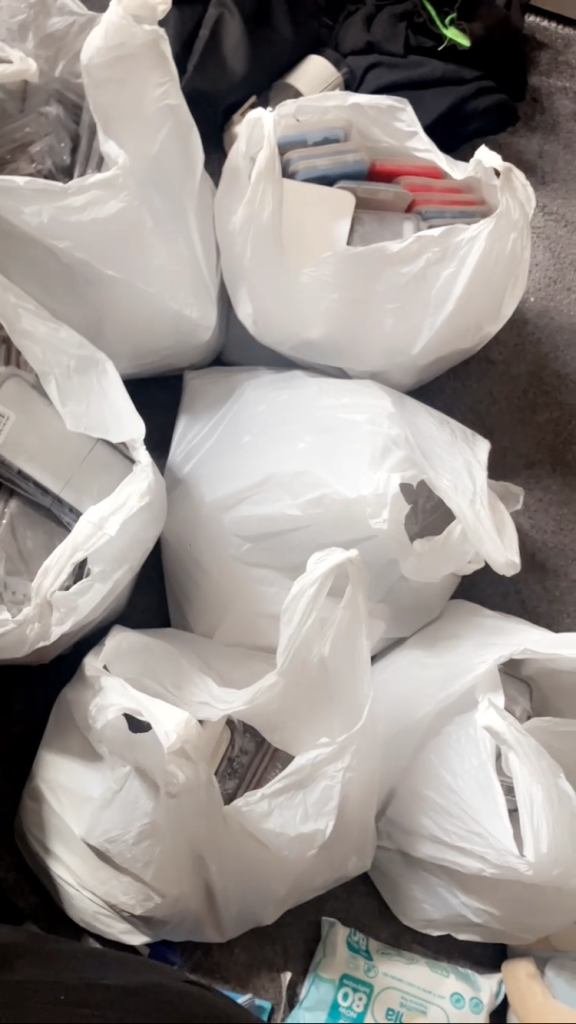 6 bags of phone cases