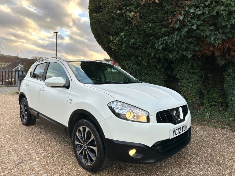 2012 Petrol Nissan Qashqai 1.6 117 N-Tech 6 Speed Manual 5Dr Hatchback 